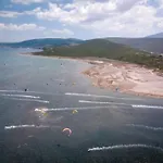 度假居 Urla'da Tatli, Huzurlu, Bahceli Bir Ev