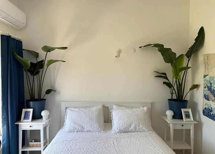 Urla'da Tatli, Huzurlu, Bahceli Bir Ev Hébergement de vacances