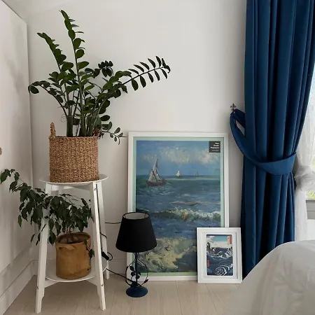 Urla'da Tatli, Huzurlu, Bahceli Bir Ev