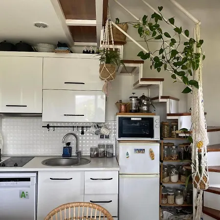Urla'da Tatli, Huzurlu, Bahceli Bir Ev Holiday home Urla