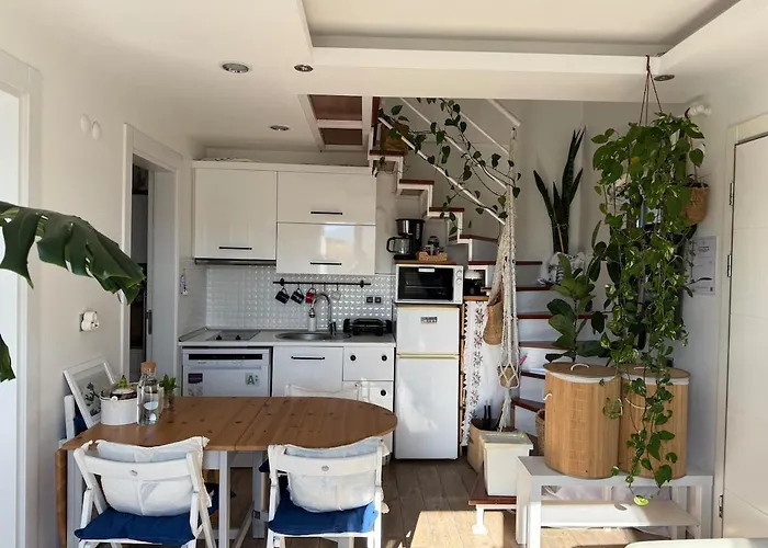 Urla'da Tatli, Huzurlu, Bahceli Bir Ev Vakantiehuis