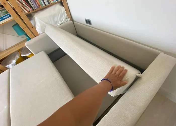 Vakantiehuis Urla'da Tatli, Huzurlu, Bahceli Bir Ev Urla