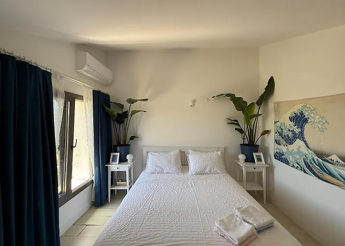 Urla'da Tatli, Huzurlu, Bahceli Bir Ev Vakantiehuis Urla